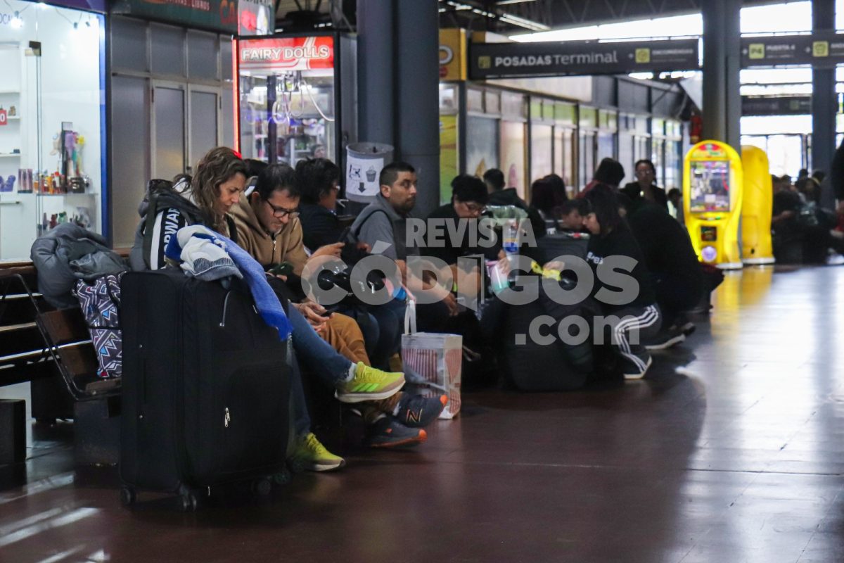 La Terminal de Posadas recibe más de 20 mil turistas por día en las vacaciones de invierno