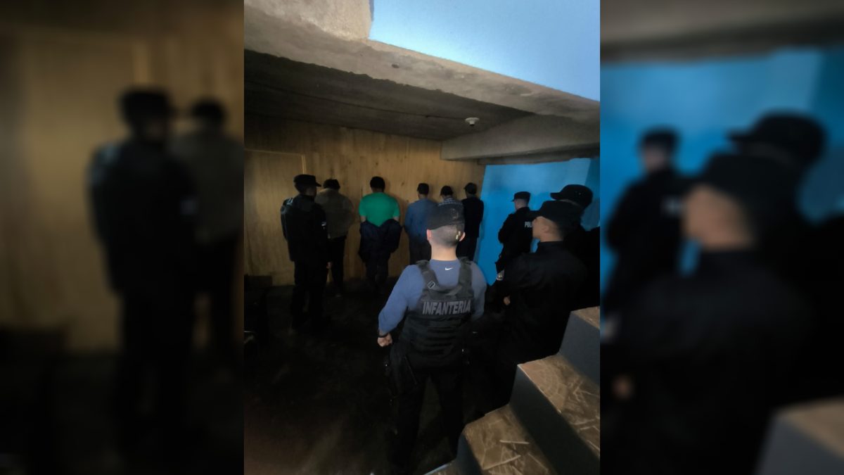Cinco hombres fueron detenidos por amenazas y portación de armas en Bernardo de Irigoyen