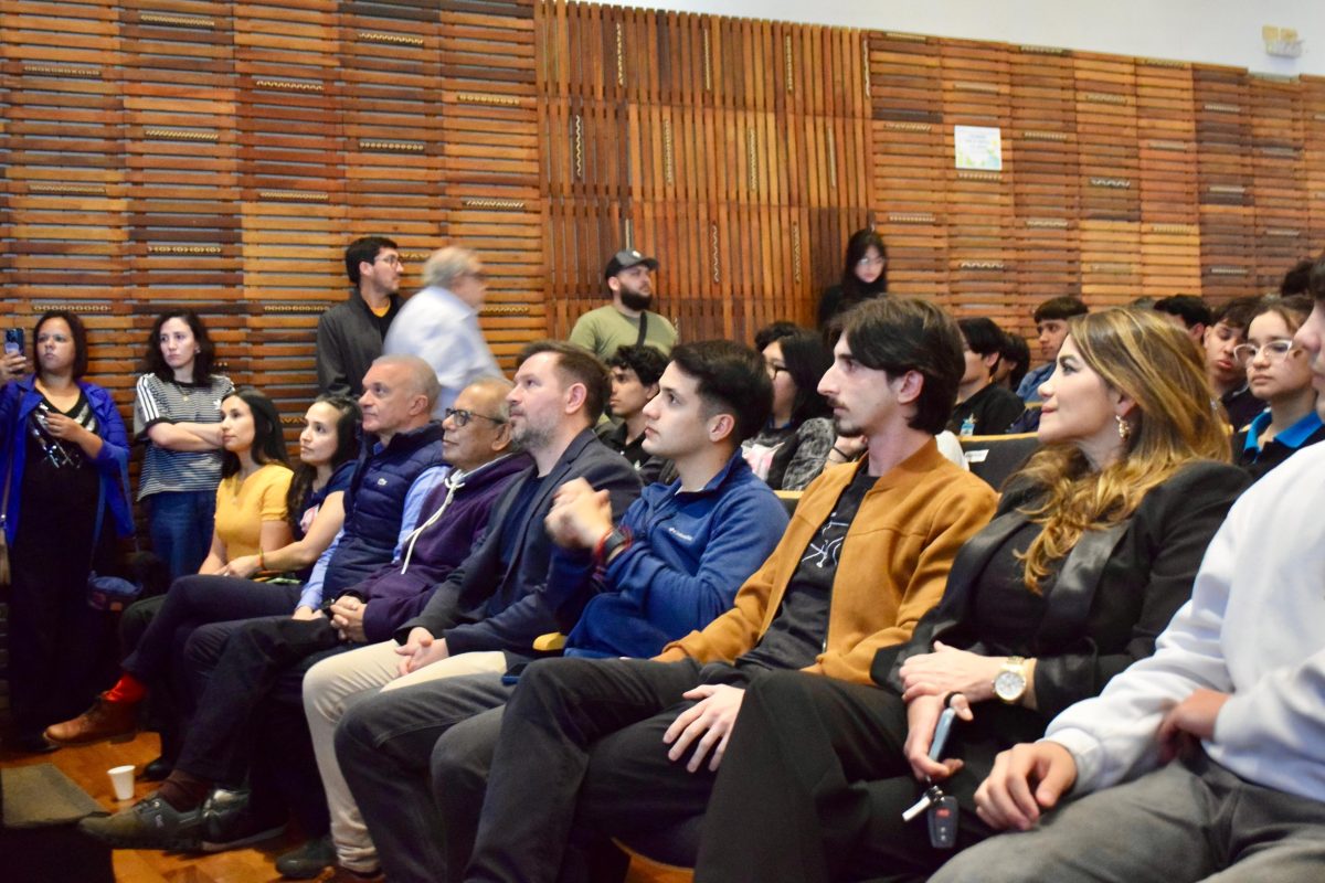 Estudiantes secundarios participaron de la primera funcion educativa Historias Historicas de la Historia 1 - 51
