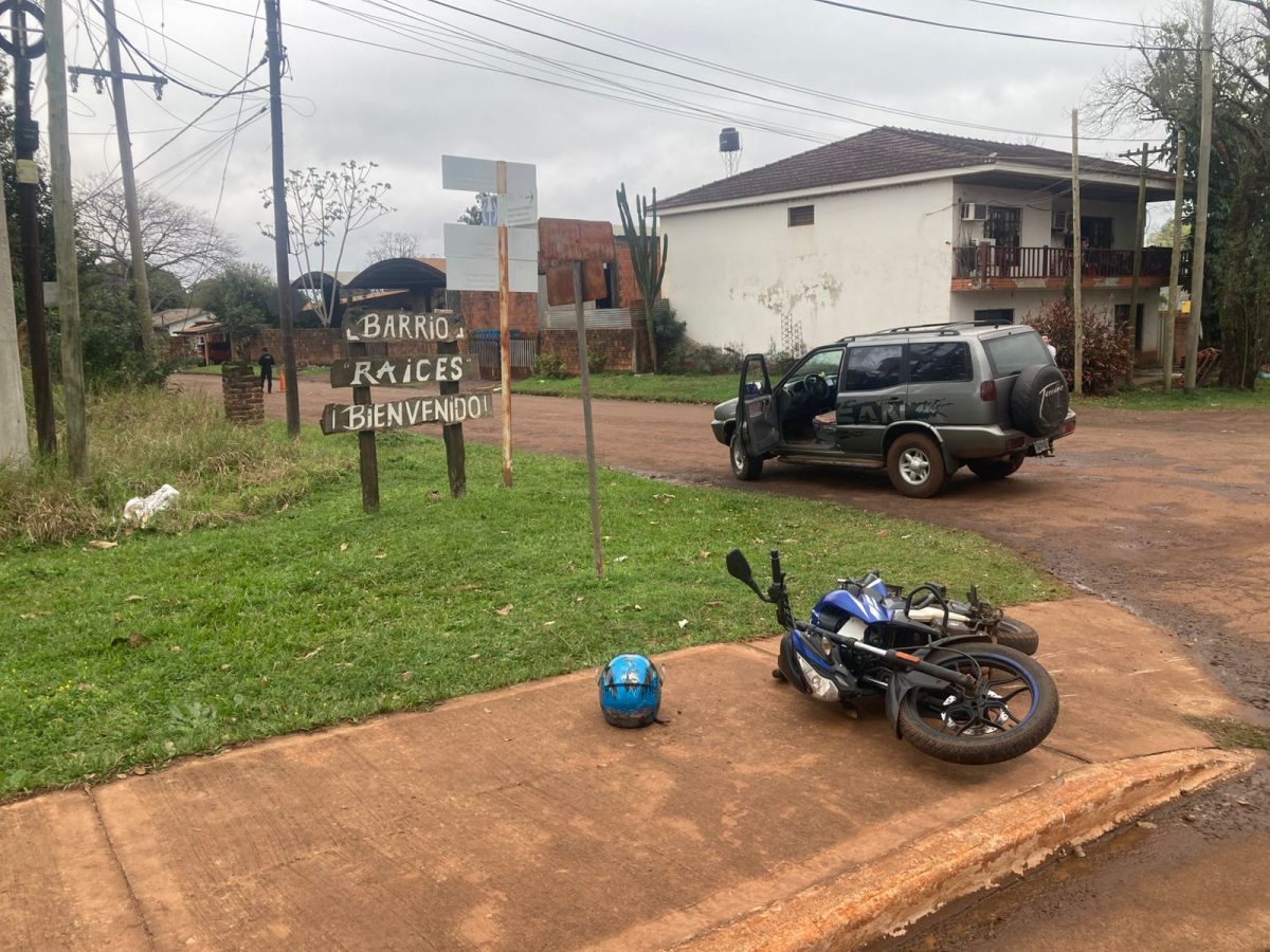 Motociclista resulto herido tras un choque en Santa Ana
