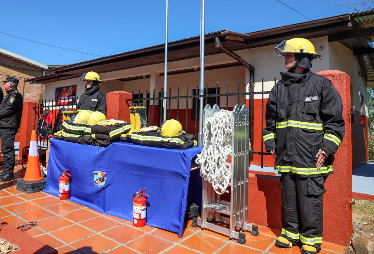 Passalacqua inauguró el cuartel de Bomberos de Panambí 3 6 - IMG 20250829 WA0046 - 5