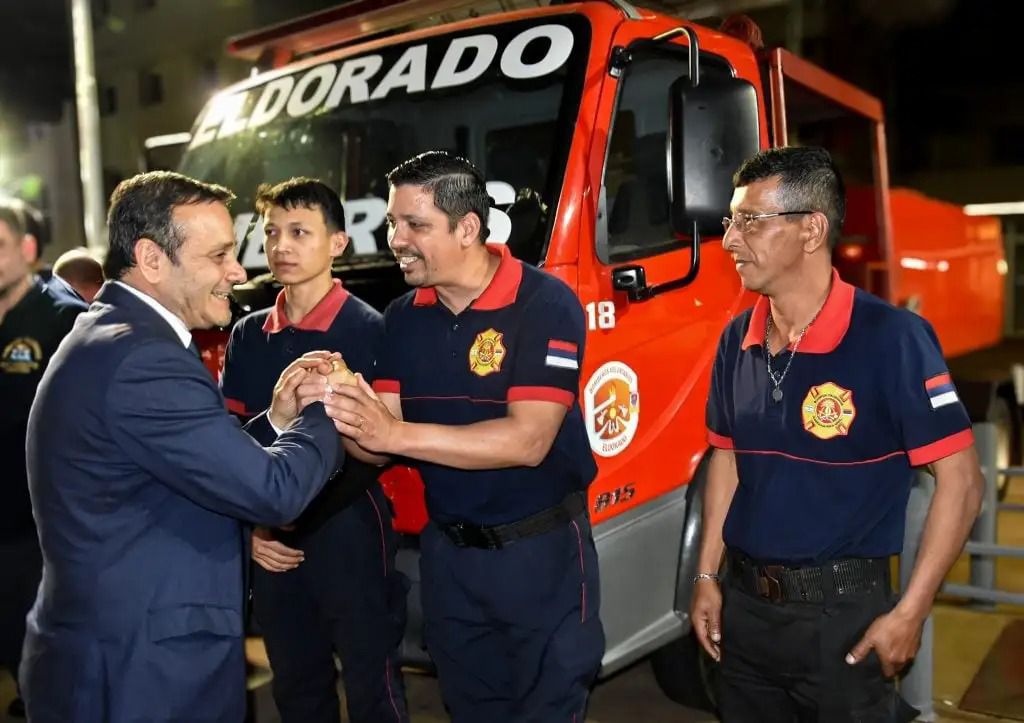 La defensa de lo esencial editorial misiones 2 - 3