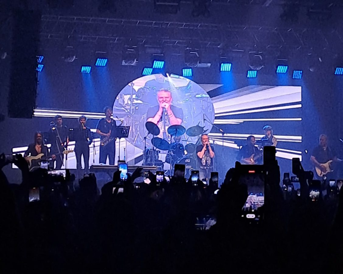 Miguel Mateos cerró una noche histórica en Posadas con los 40 años de "Rockas Vivas"