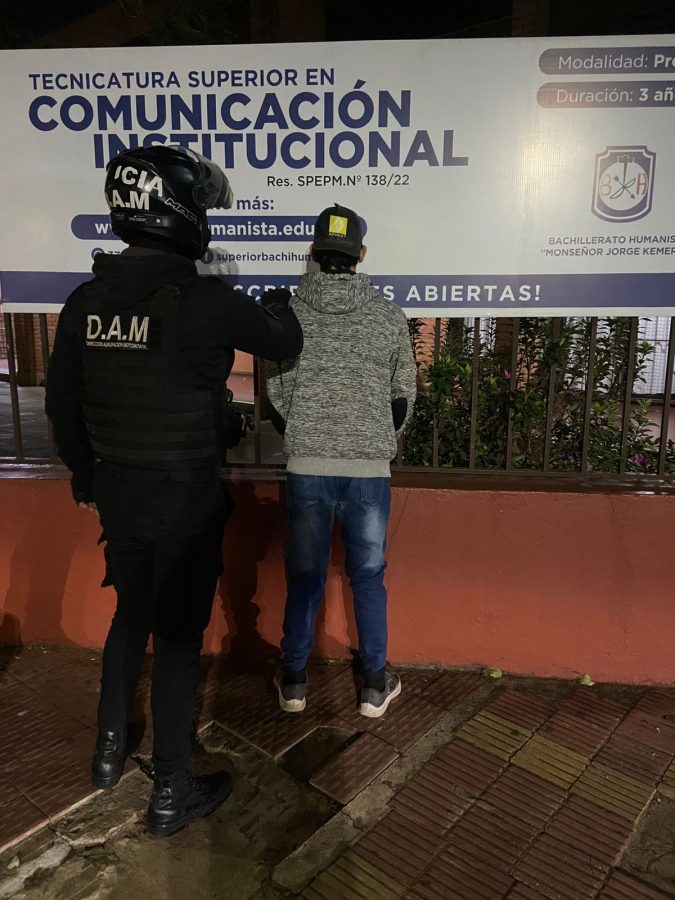 Seis detenidos un adolescente demorado y secuestros vinculados a delitos tras operativos en Misiones 3 - 9