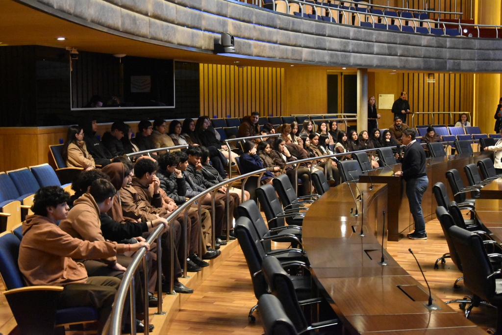 Tecnología, participación y ciudadanía: estudiantes vivieron una jornada educativa e innovadora en la Legislatura