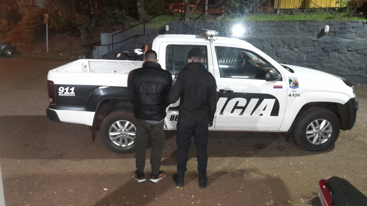 Alem: detenido en un boliche con cocaína y con pedido de captura por hurto
