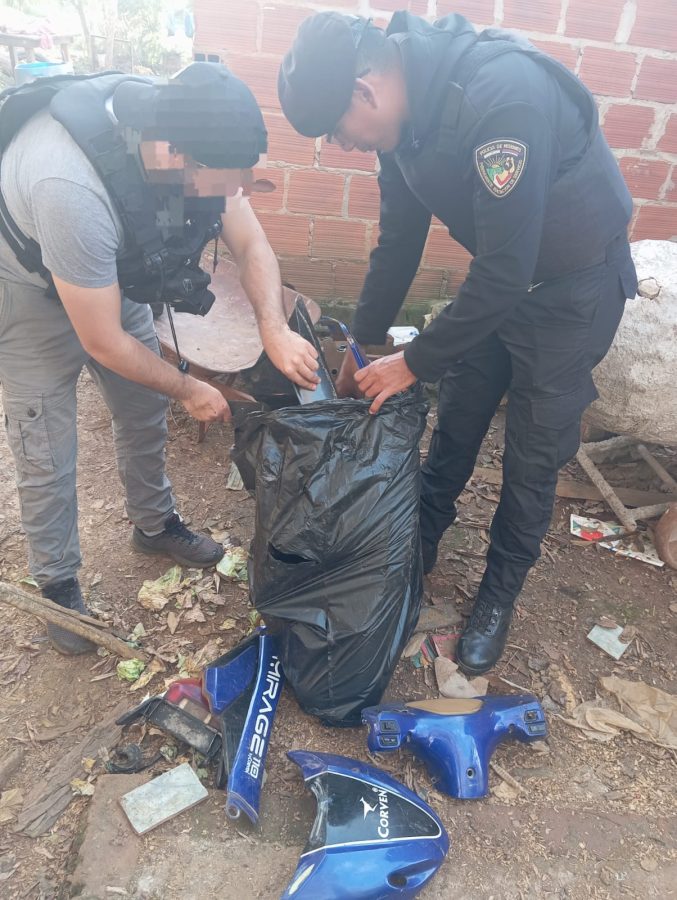 La Policía recuperó cuatro motos robadas tras operativos en Posadas, Eldorado y Jardín América 2 4 - WhatsApp Image 2025 08 28 at 10.54.38 - 3