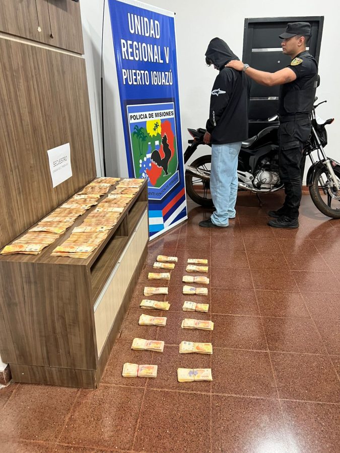 detenido iguazu 3 - 49