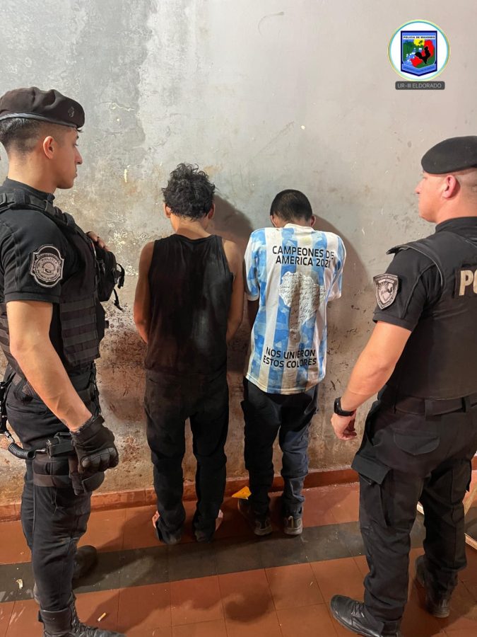 detenidos 3 1 - 3