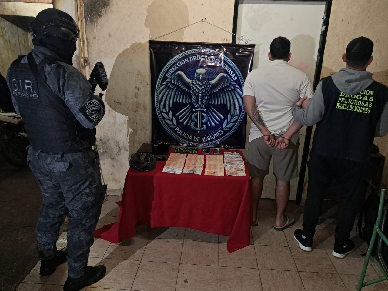 Secuestraron drogas y dinero en la chacra 102 de Posadas: hay un detenido