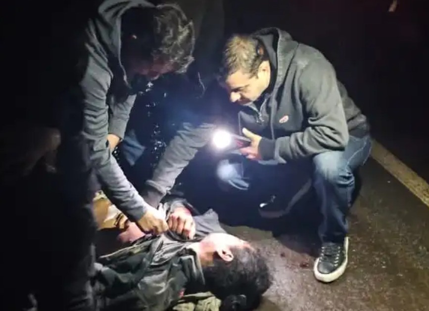 Herrera Ahuad y Martín Cesino asistieron a heridos en un accidente en Alem