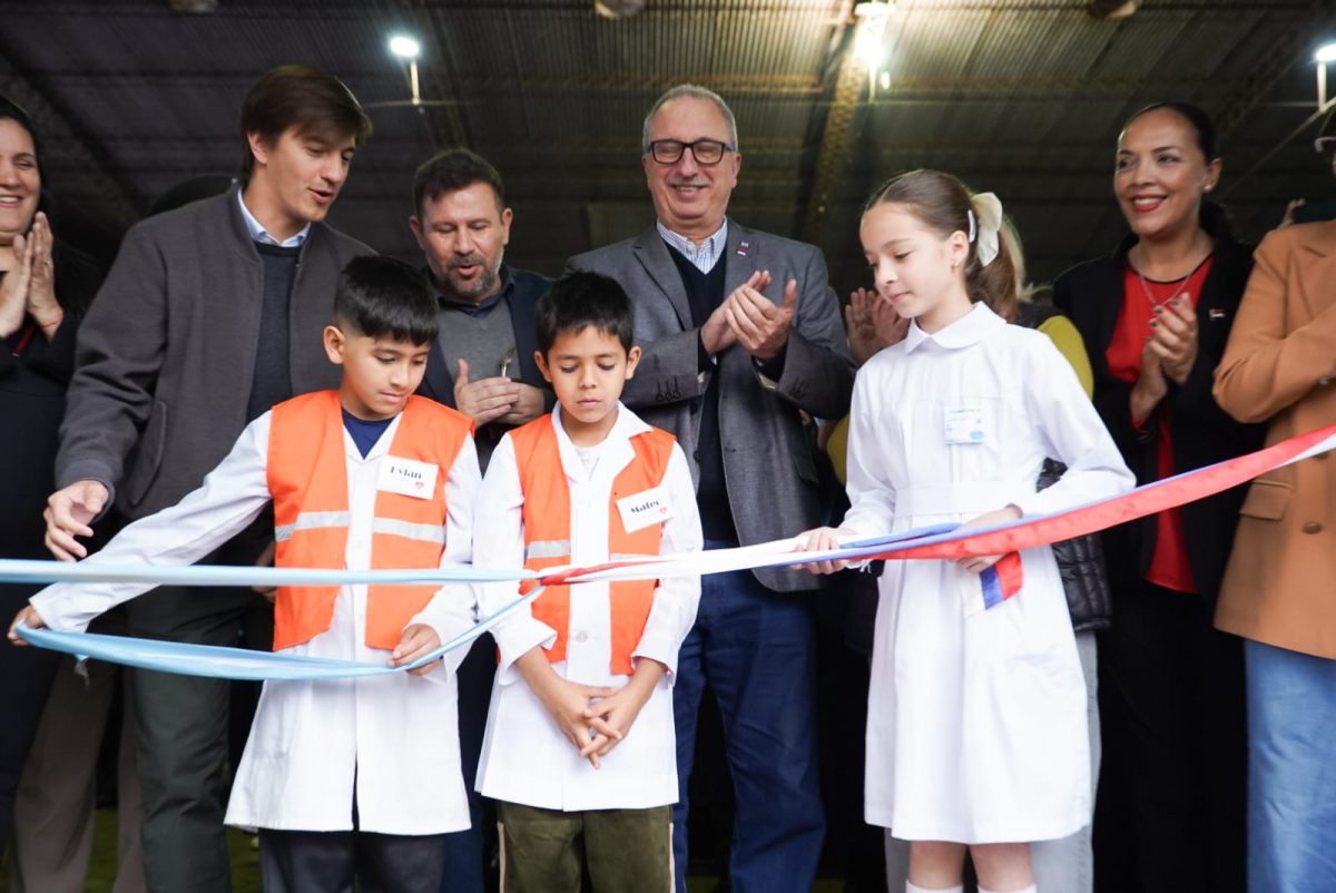 Passalacqua inauguró la Feria Provincial de Educación, Arte, Ciencia y Tecnología en Apóstoles