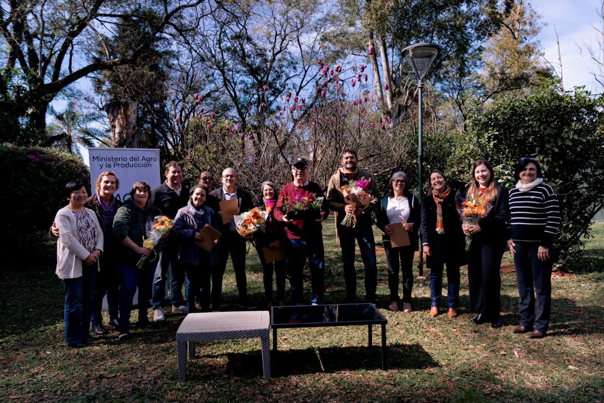 Passalacqua lanzó un programa de microcréditos destinado a la floricultura