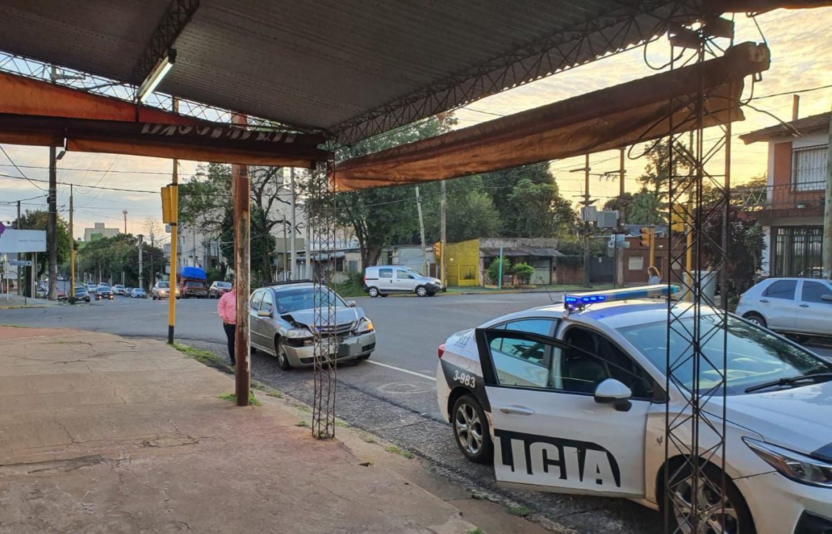 Choque en Posadas terminó con una mujer herida