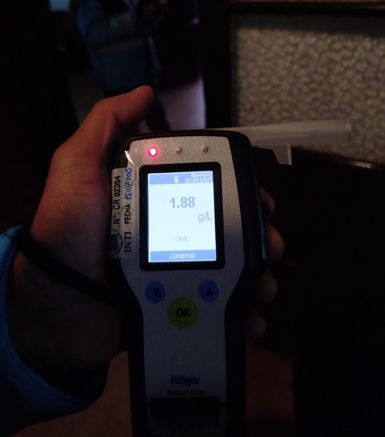 Despistó con su vehículo y fue detenido por conducir alcoholizado en Campo Viera 1 2 - Despisto con su vehiculo y fue detenido por conducir alcoholizado en Campo Viera 1 - 1