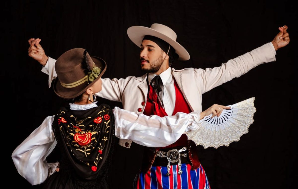 El Ballet Folklórico celebra a "El Chúcaro" Ayala con un espectáculo en el Teatro Lírico