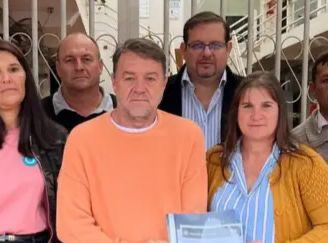 El “milagro” de Cacho Barbaro: de cobrar pensión por invalidez a diputada electa