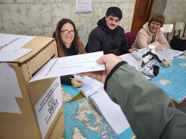 Elecciones bonaerenses: ya votó más de la mitad del padrón