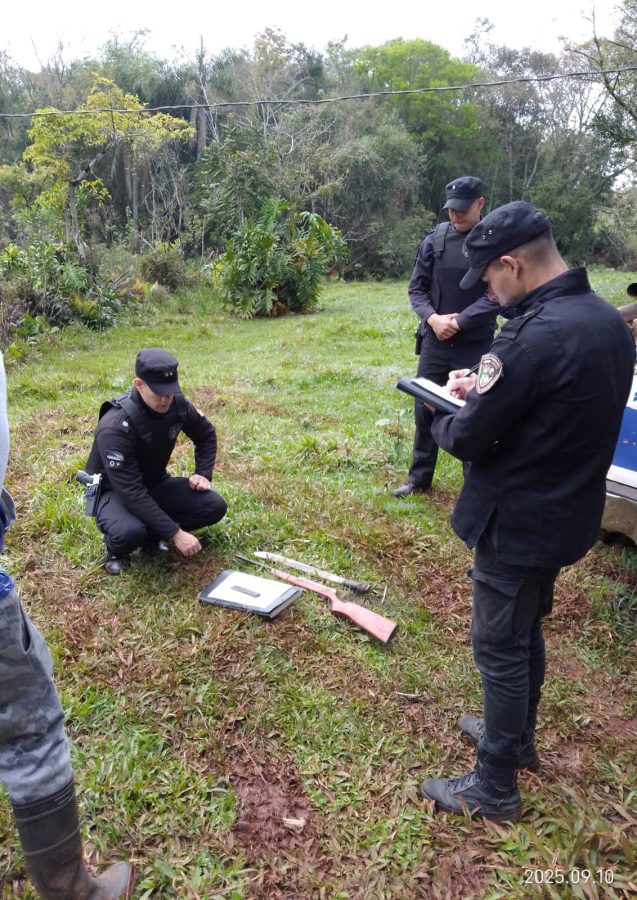 Hombre detenido tras conflicto familiar en El Soberbio: incautaron un arma de fuego 1 2 - Hombre detenido tras conflicto familiar en El Soberbio incautaron un arma de fuego 1 - 1