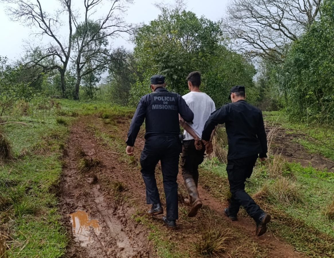 Hombre detenido tras conflicto familiar en El Soberbio: incautaron un arma de fuego
