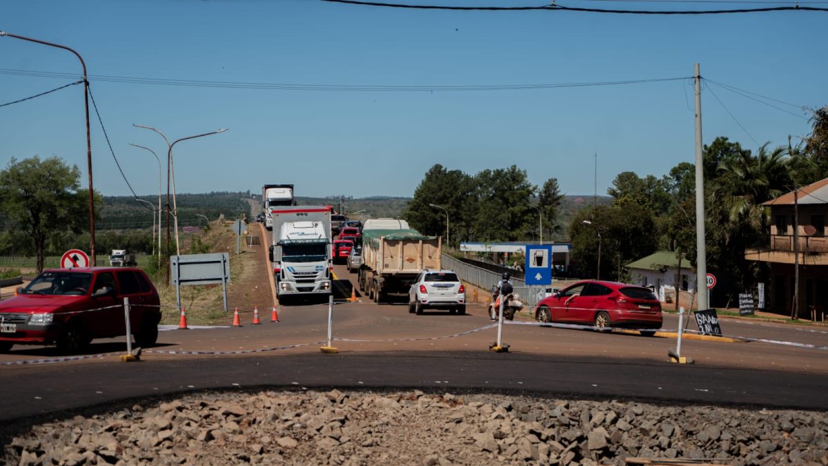 Passalacqua supervisó obras viales realizadas con recursos provinciales en el acceso a Santa Ana 2 4 - IMG 20250910 WA0033 - 3