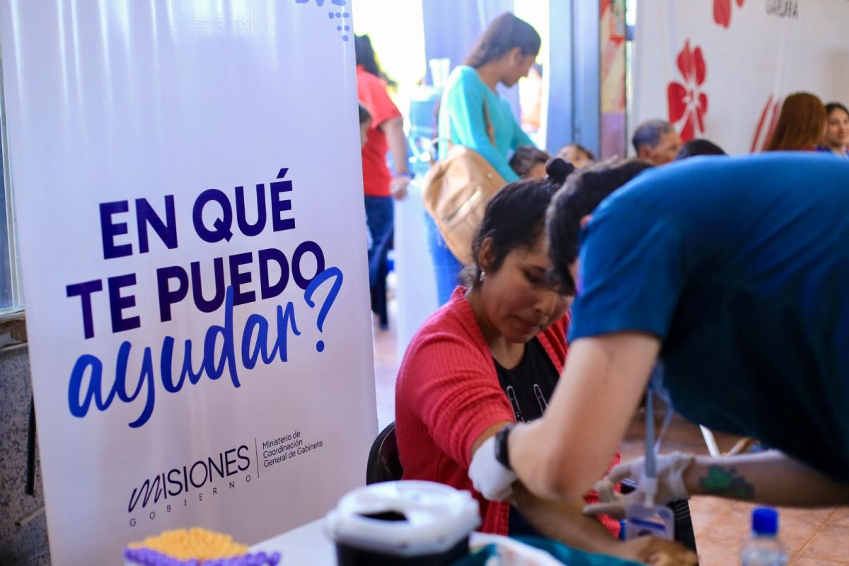 En qué Te Puedo Ayudar, el programa que llevó un operativo integral a Garupá 1 2 - IMG 20250929 WA0074 - 1