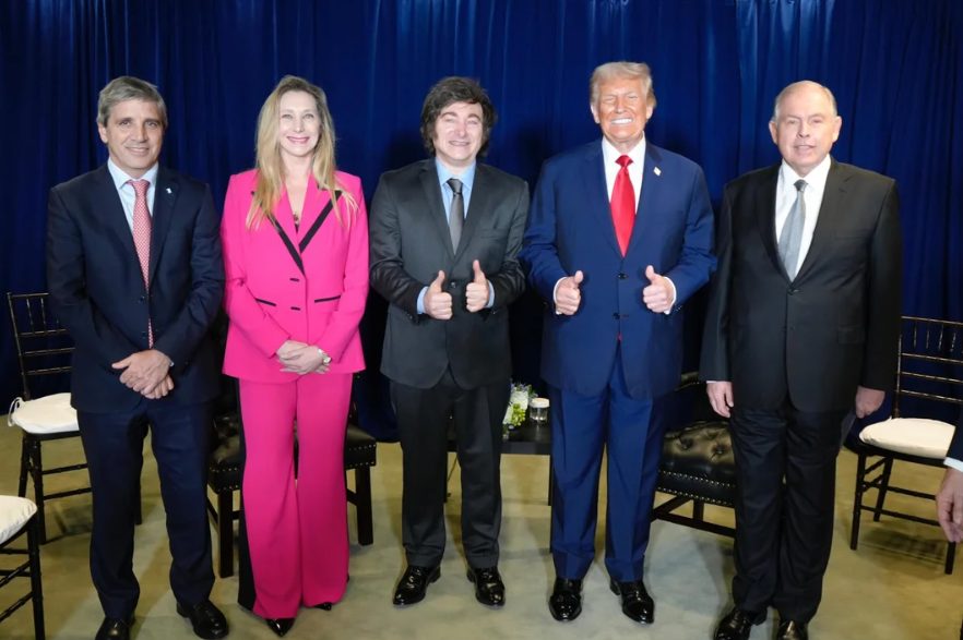Javier Milei se reunio con Trump y recibio su apoyo Tiene mi total respaldo para la reeleccion 2 - 1