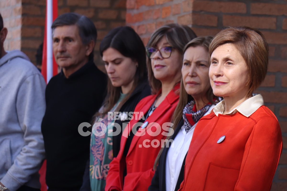 La Legislatura conmemoro los Derechos Politicos de la Mujer con una muestra en homenaje a Evita 5 - 1