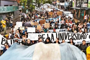 Misiones-MarchaUniversidadAbr2024