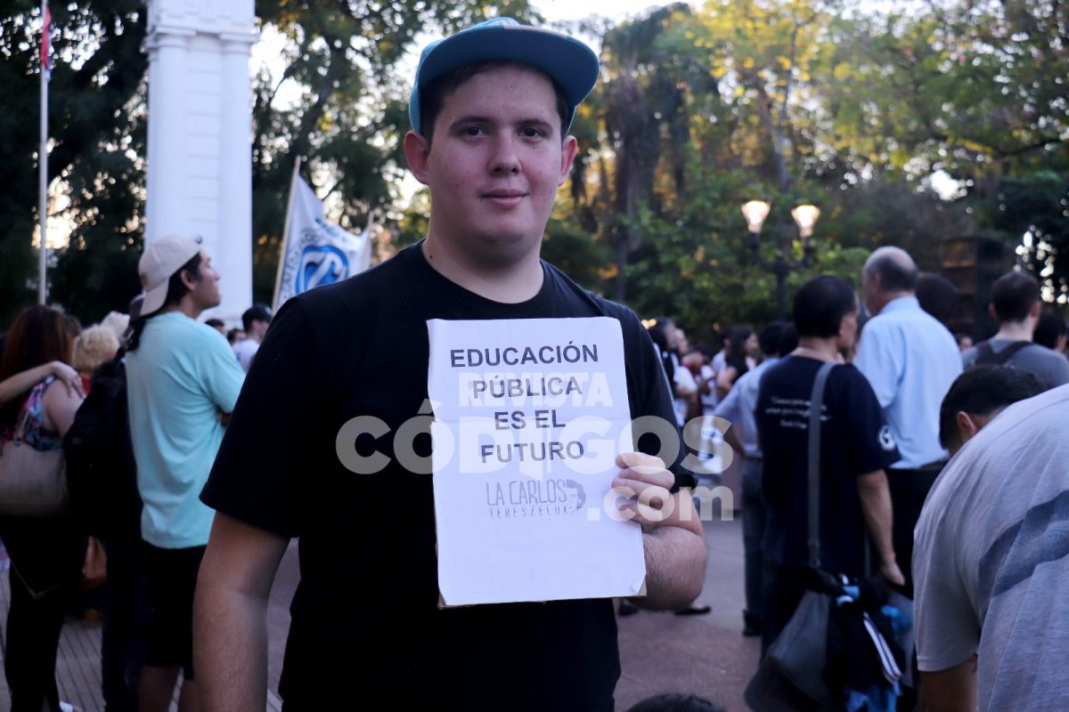 Misiones marchó en defensa de la educación pública 9 18 - Misiones marcho en defensa de la educacion publica 7 - 17