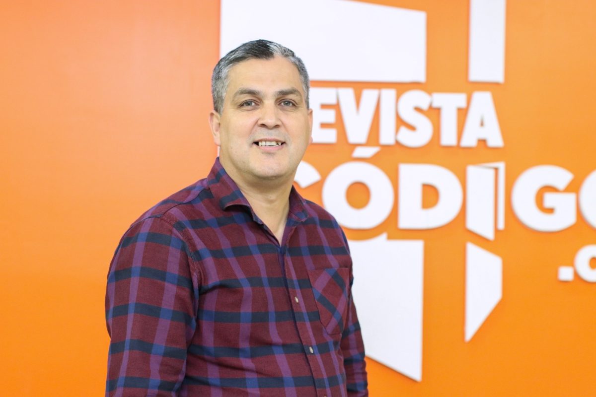 Roberto Padilla y Luis Bogado pasaron por el Streaming de Códigos 16 32 - Roberto Padilla y Luis Bogado pasaron por el Streaming de Codigos 13 - 31