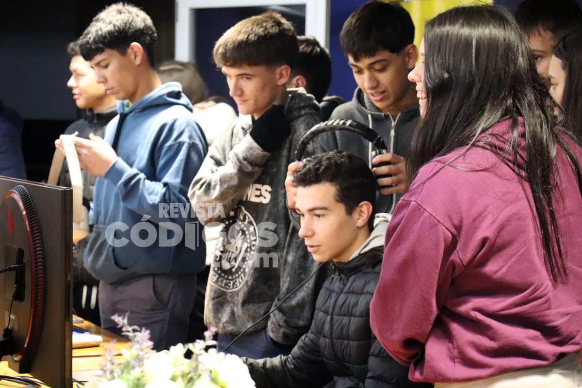 La Semana de la Industria cerró con más de 300 estudiantes en el PIIP de Posadas 15 30 - WhatsApp Image 2025 09 05 at 12.15.22 1 - 29