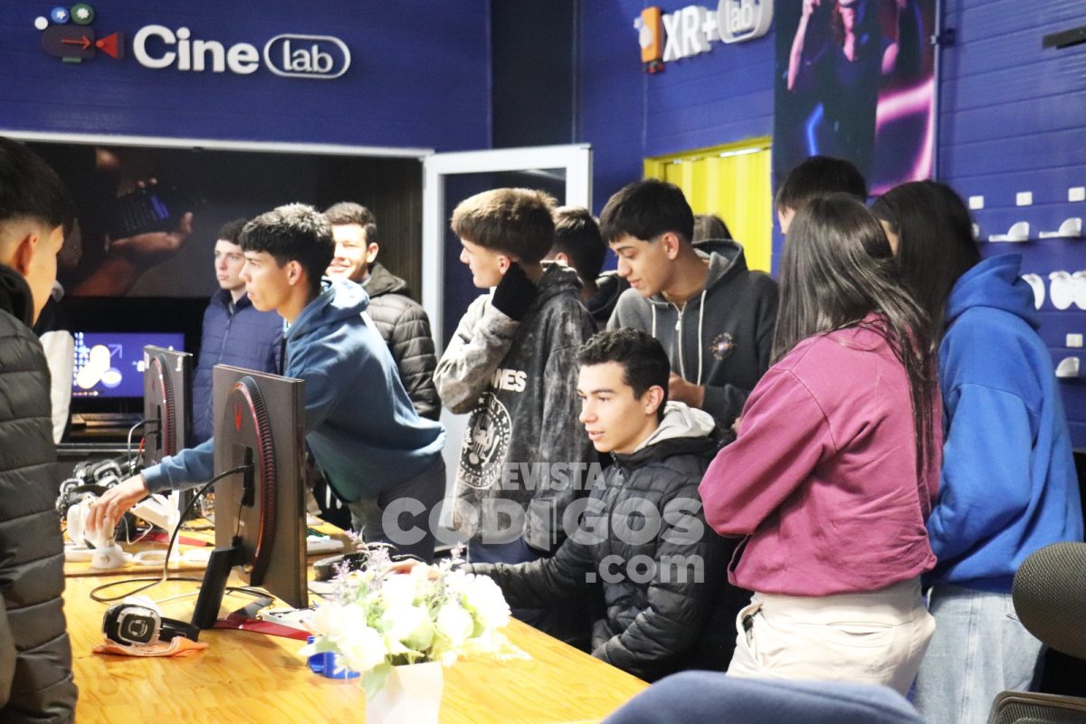 La Semana de la Industria cerró con más de 300 estudiantes en el PIIP de Posadas 14 28 - WhatsApp Image 2025 09 05 at 12.15.23 - 27