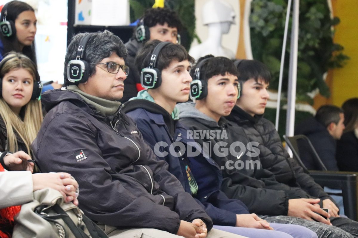 La Semana de la Industria cerró con más de 300 estudiantes en el PIIP de Posadas 12 24 - WhatsApp Image 2025 09 05 at 12.15.24 - 23