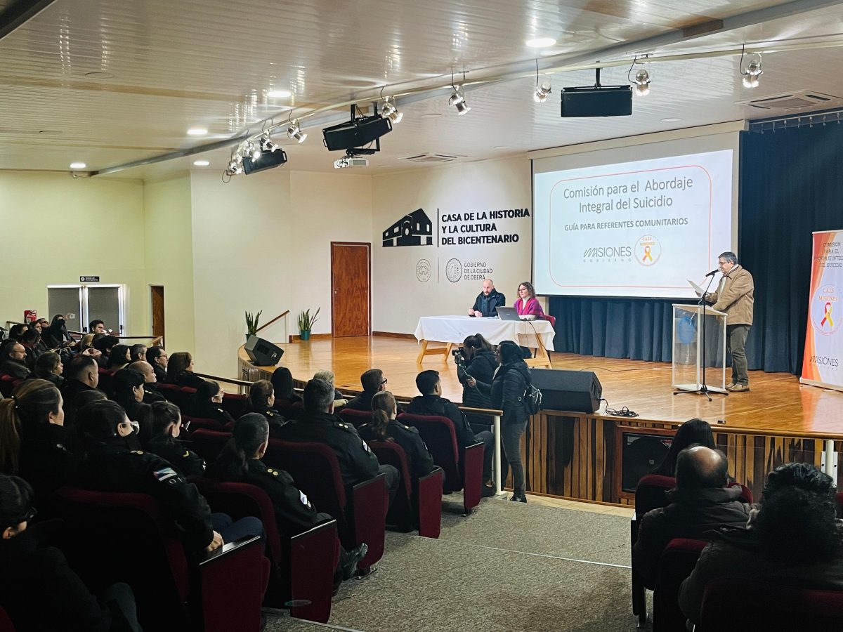 La Policía de Misiones lanzó una red interna de cuidado para prevenir crisis emocionales 1 2 - WhatsApp Image 2025 09 09 at 18.48.29 1 - 1
