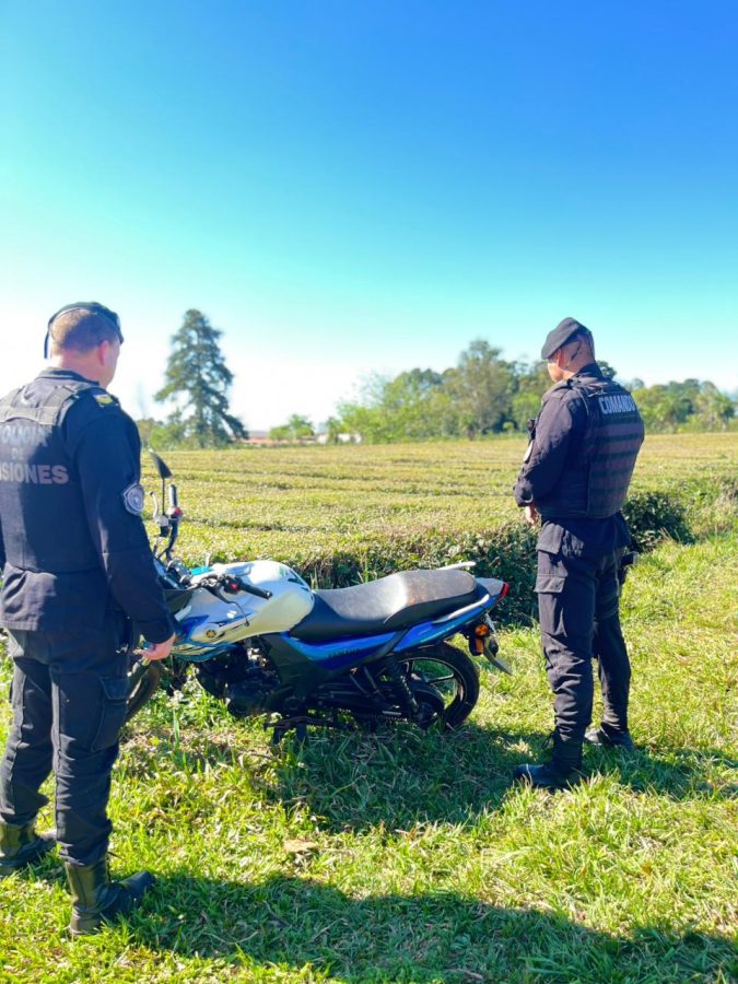 Capturan a ladrones de motos y recuperan cinco rodados robados en distintos municipios 4 8 - WhatsApp Image 2025 09 09 at 20.16.37 1 - 7