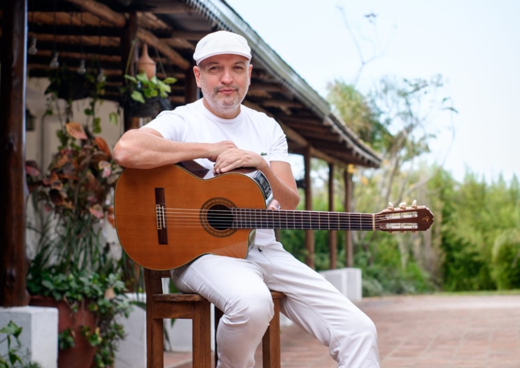 Coqui Ortiz presenta su “Album de Memorias” en un concierto unipersonal