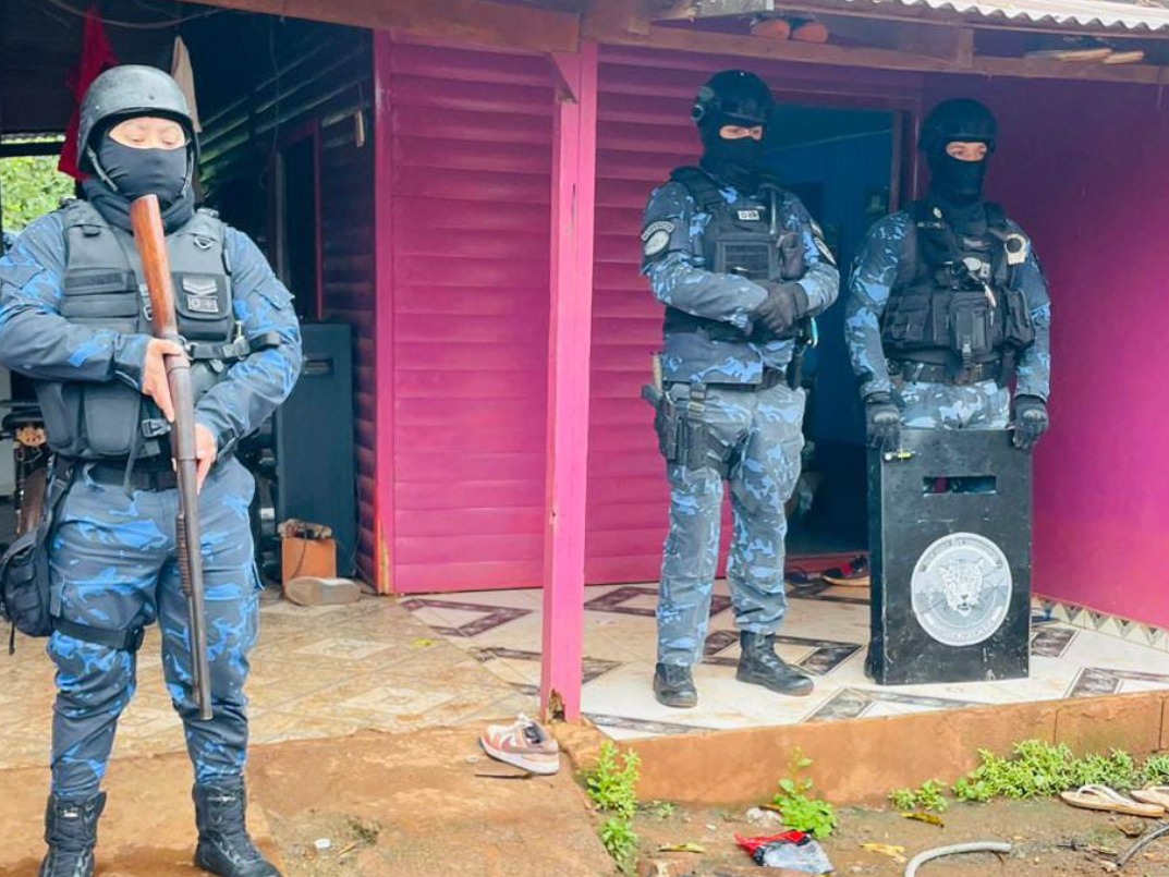 Allanamientos simultáneos en Iguazú: motos incautadas y un demorado en la investigación