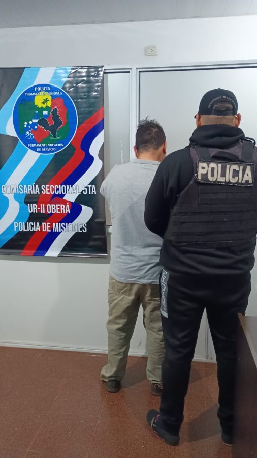Detuvieron en Oberá a un hombre investigado por presunta distribución de material de abuso infantil 1 2 - detenido por distribusion masi 3 - 1