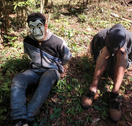 Policías atraparon a dos "enmascarados" que robaron a una joven en Eldorado