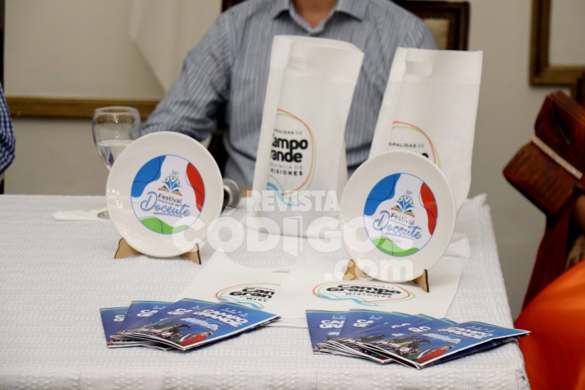 Passalacqua y Sartori lanzaron oficialmente la 39° Fiesta Provincial del Docente 7 14 - fiesta del docente 7 - 13
