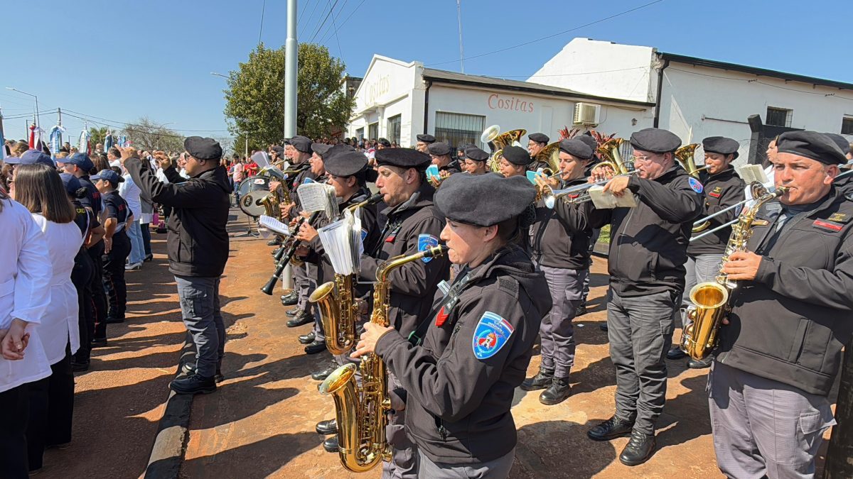 La 39° Fiesta Provincial del Docente comenzó en Campo Grande con un emotivo homenaje a los educadores 7 14 - fiesta docente campo grande 7 - 13