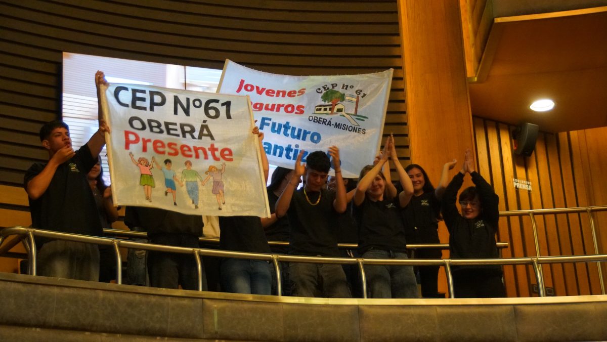 parlamento estudiantil 11 - 19