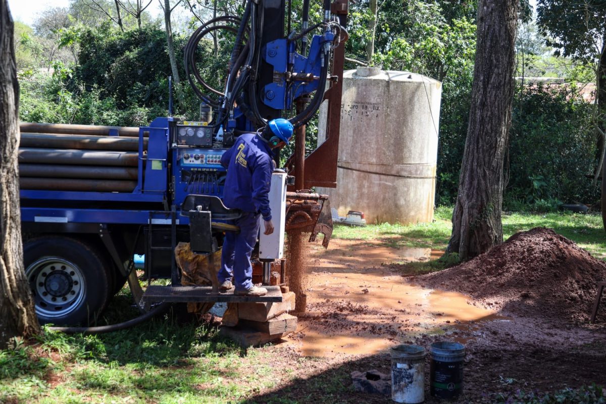 Passalacqua recorrió dos obras en Oberá financiadas con recursos provinciales 6 12 - passalacqua obera 6 - 11