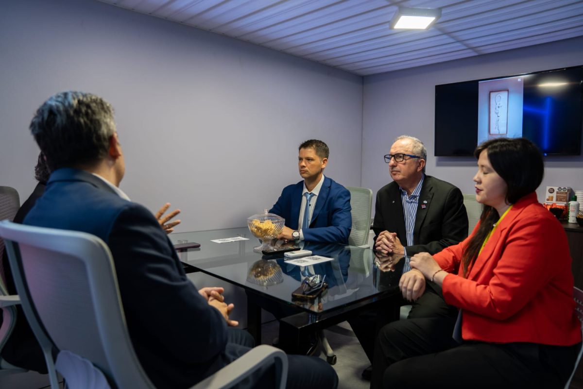 Passalacqua y Peña ratificaron el compromiso de trabajo conjunto entre Misiones y Paraguay 2 4 - passalacqua y pena 2 - 3