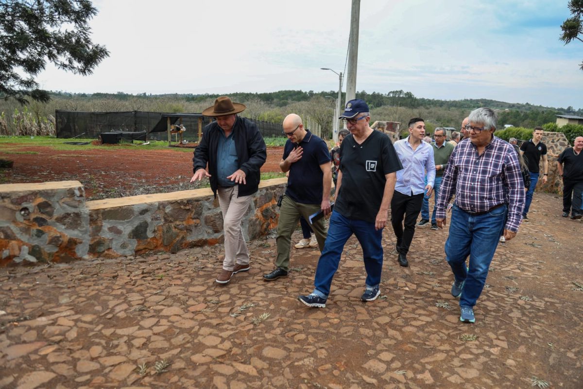 Passalacqua recorrió la nueva planta potabilizadora de Salto Encantado 6 12 - passlacqua6 - 11
