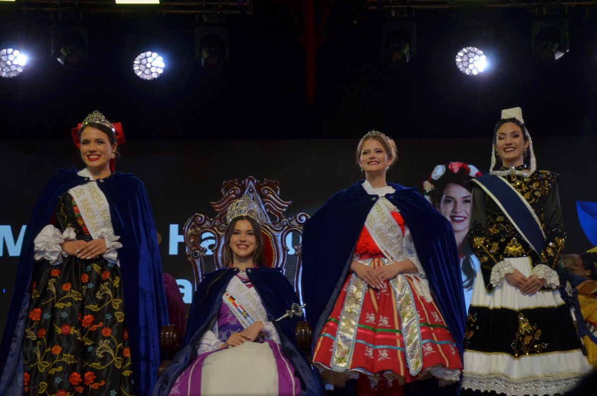 Melina Zapaya es la nueva Reina Nacional de los Inmigrantes 1 2 - reina inmigrante 2 - 1