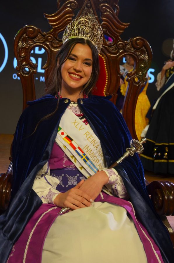 Melina Zapaya es la nueva Reina Nacional de los Inmigrantes 2 4 - reina inmigrante 3 - 3