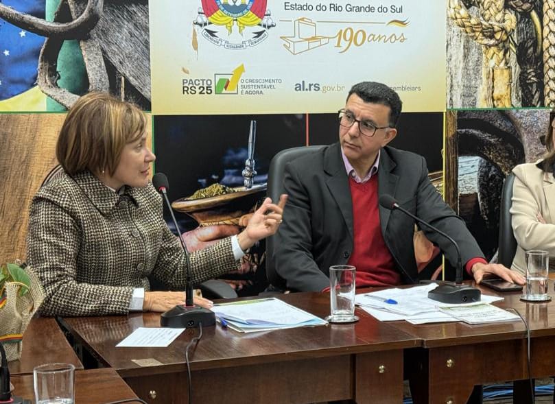 Legisladores misioneros impulsan la integración regional con una propuesta económica y cultural en Porto Alegre