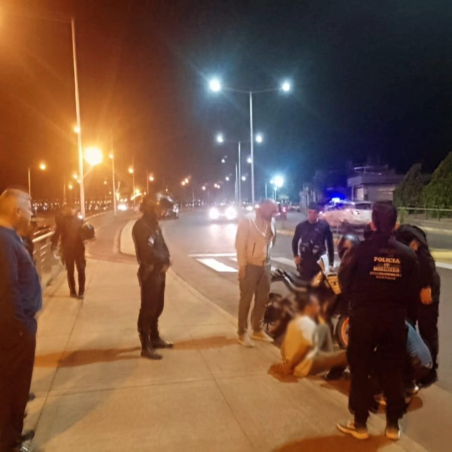 Detuvieron al presunto autor del incendio de un vehiculo y de un hurto en Posadas 2 - 1